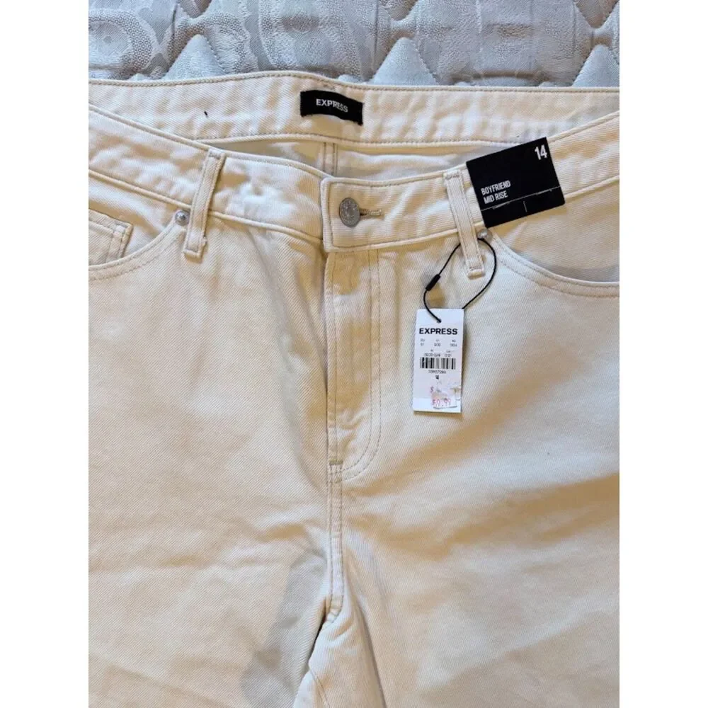 Express Boyfriend Mid Rise Jeans Size 14 – Cream White NWT Women’s